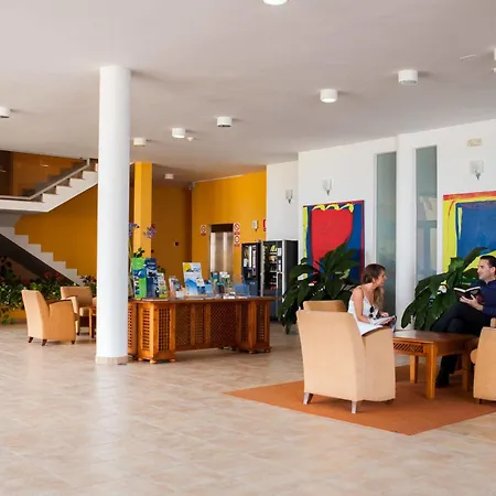 Hotel La Caleta