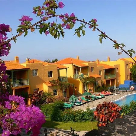 La Caleta 3*