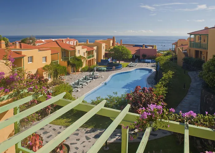 Hotel La Caleta Playa Cancajos.- BreNa Baja (la Palma)