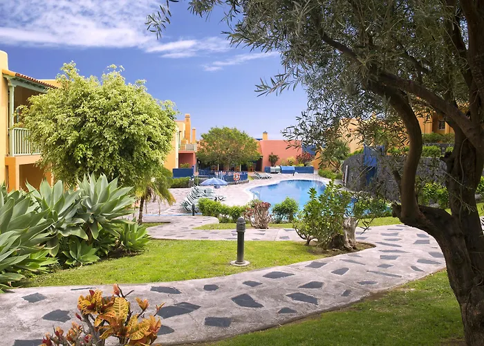 Hotel La Caleta 3*
