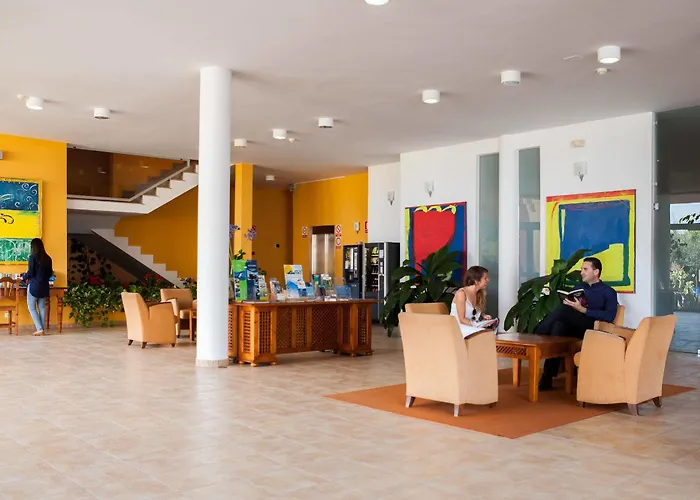 Hotel La Caleta